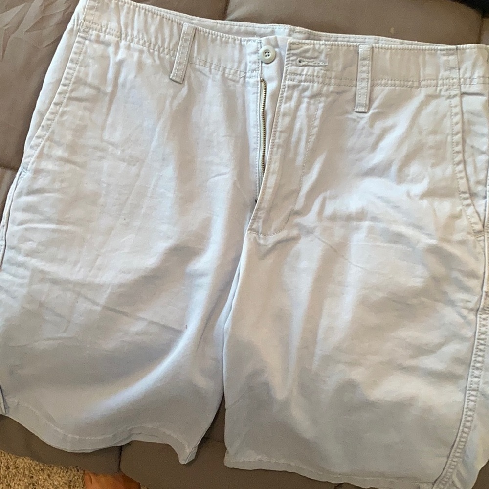 Old navy khaki shorts
